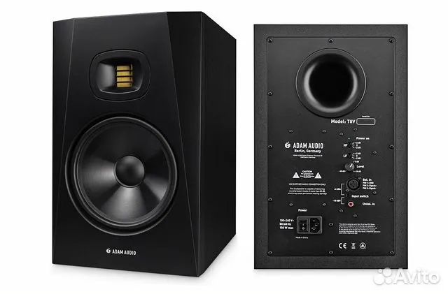 Adam T8V monitor