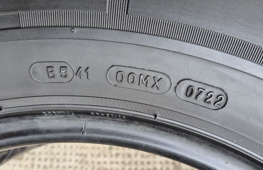 Set 2buc 235/65 R16C Michelin Agilis Alpin M+S iarnă