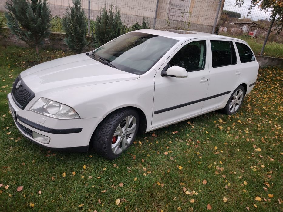 Vând Skoda Octavia 2DSG