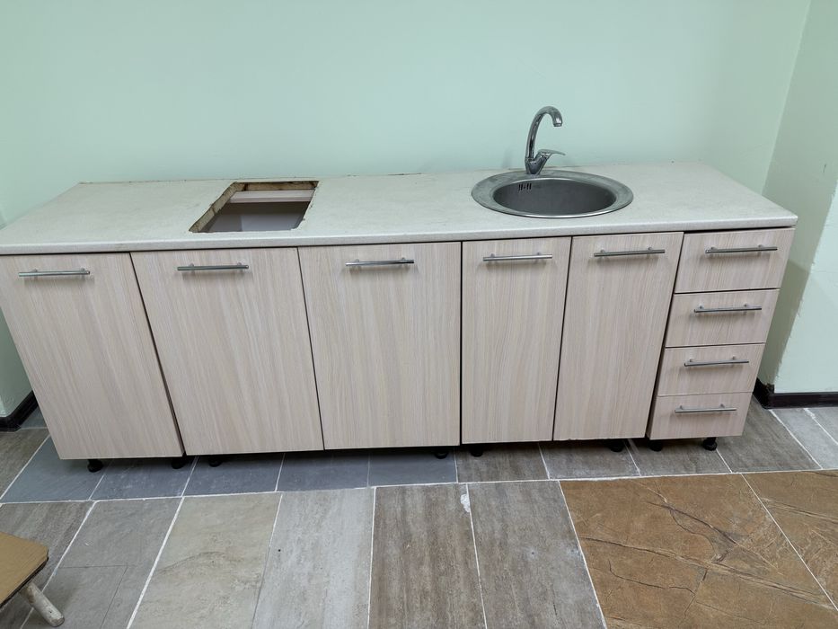 Кухонный гарнитур