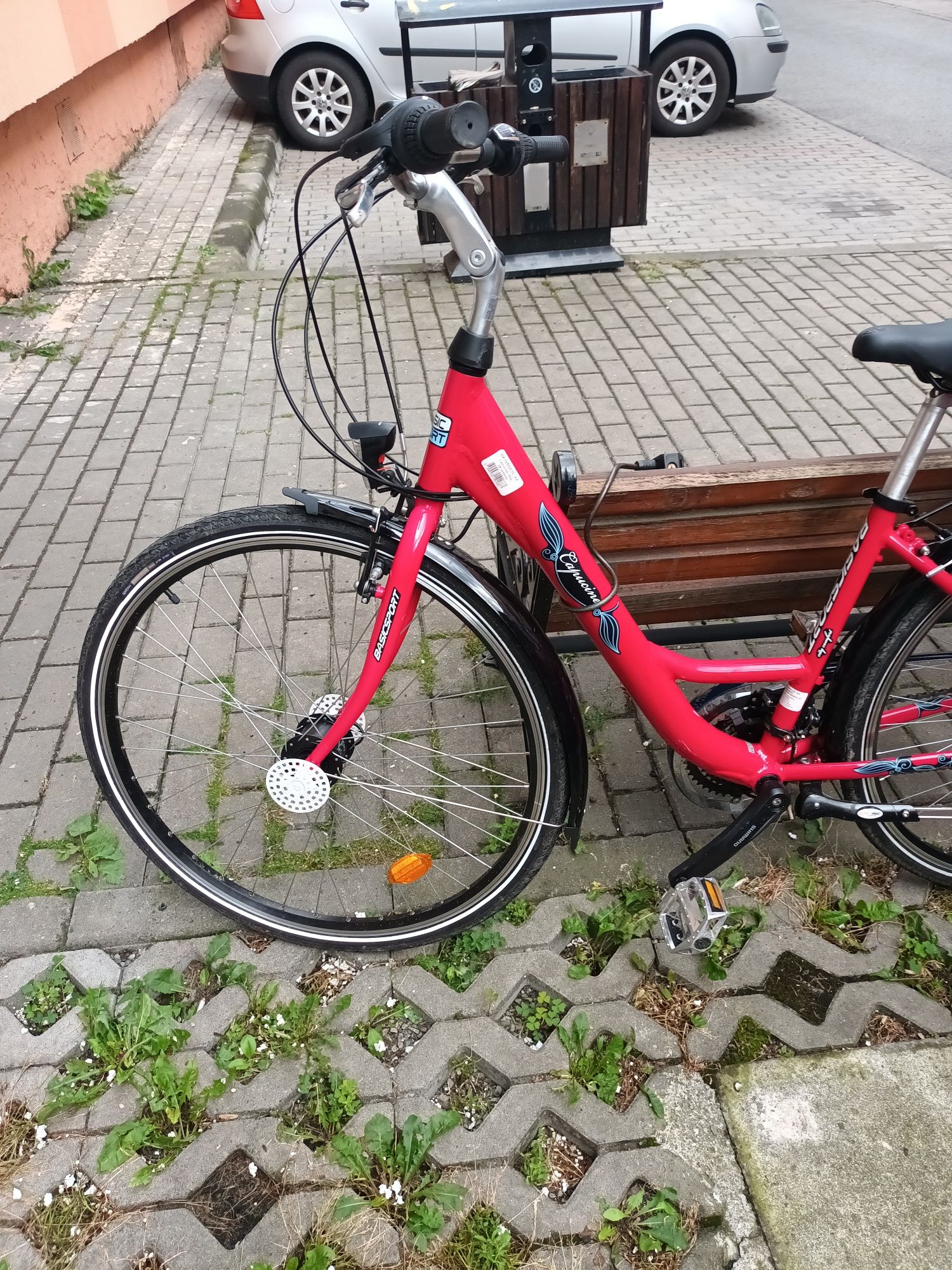 Bicicleta nouă nouta