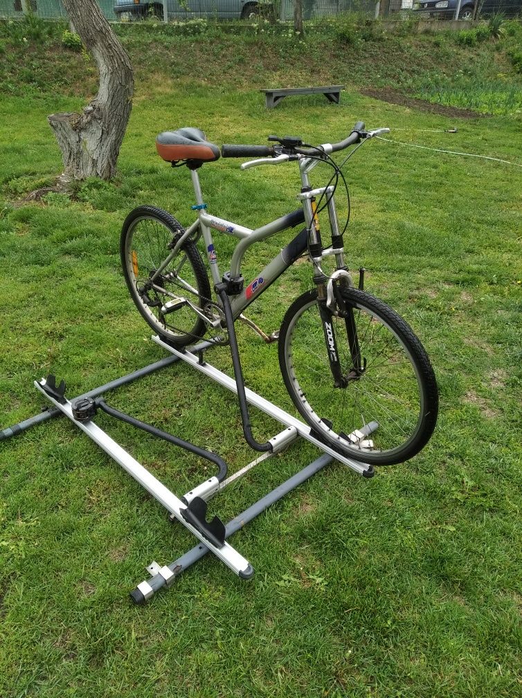 Suport bicicleta de plafon