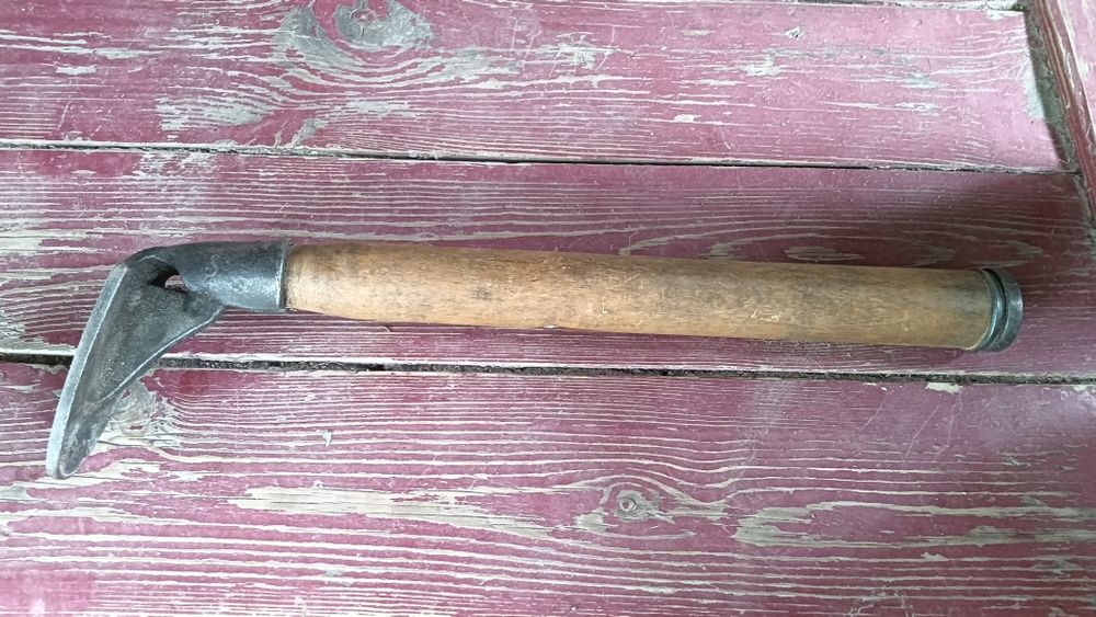 Инструмен  для ремонта обуви СССР.