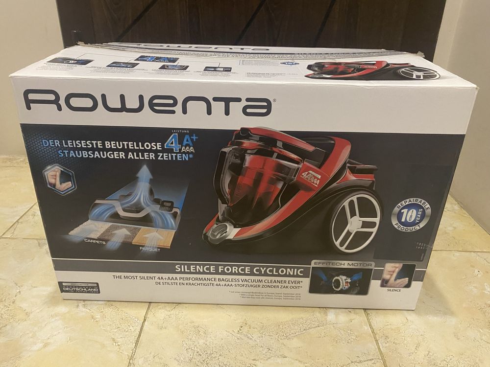 Прахосмукачка Rowenta Silence Force