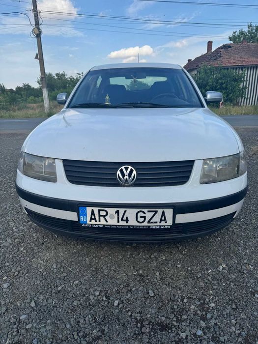 VW Passat 1.6 Benzina 102 Cp An 2000