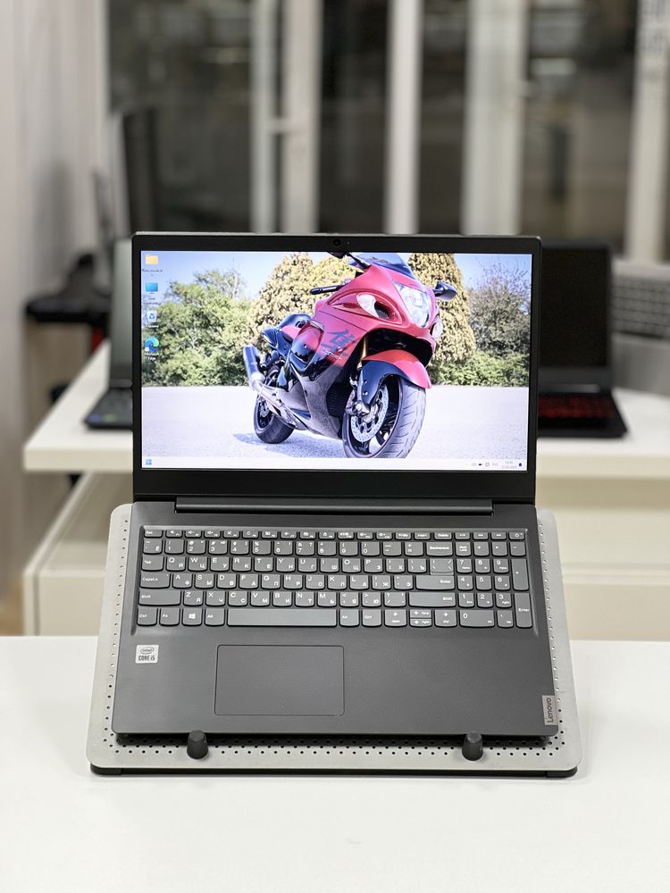 Lenovo IdeaPad | Intel Core i5-10 | ОЗУ 12Gb | SSD 256Gb