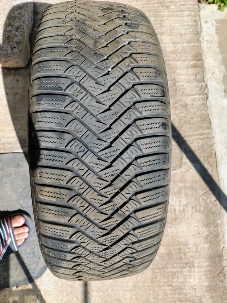 Гуми LAUFENN 205/55R16 91H