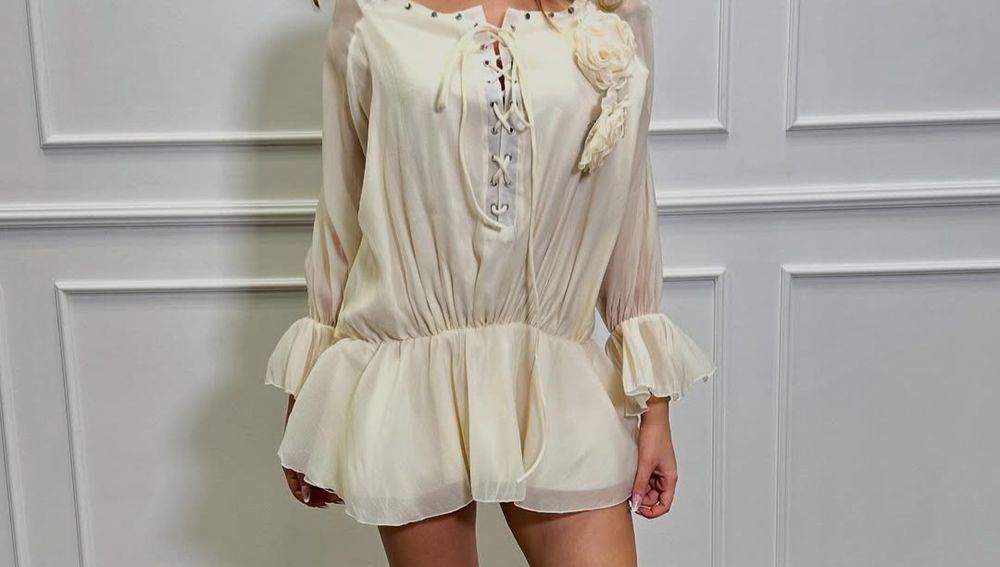 Bluza(tunica) cu floare detasabila!