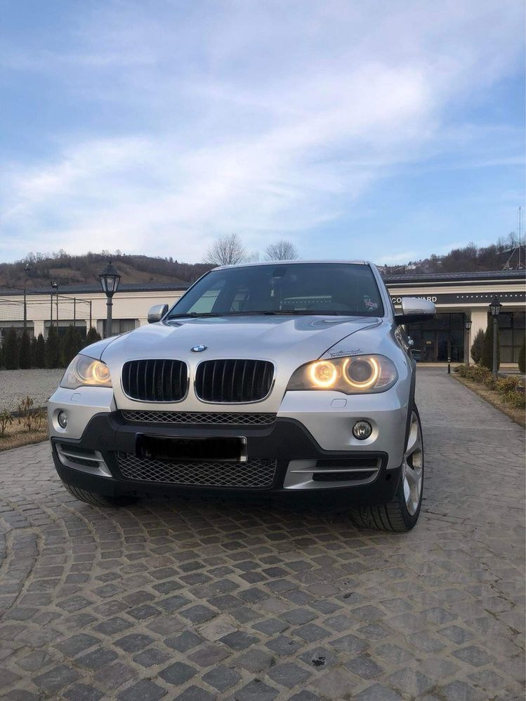 Vând/ schimb bmw x5 E70 cu bmw f30