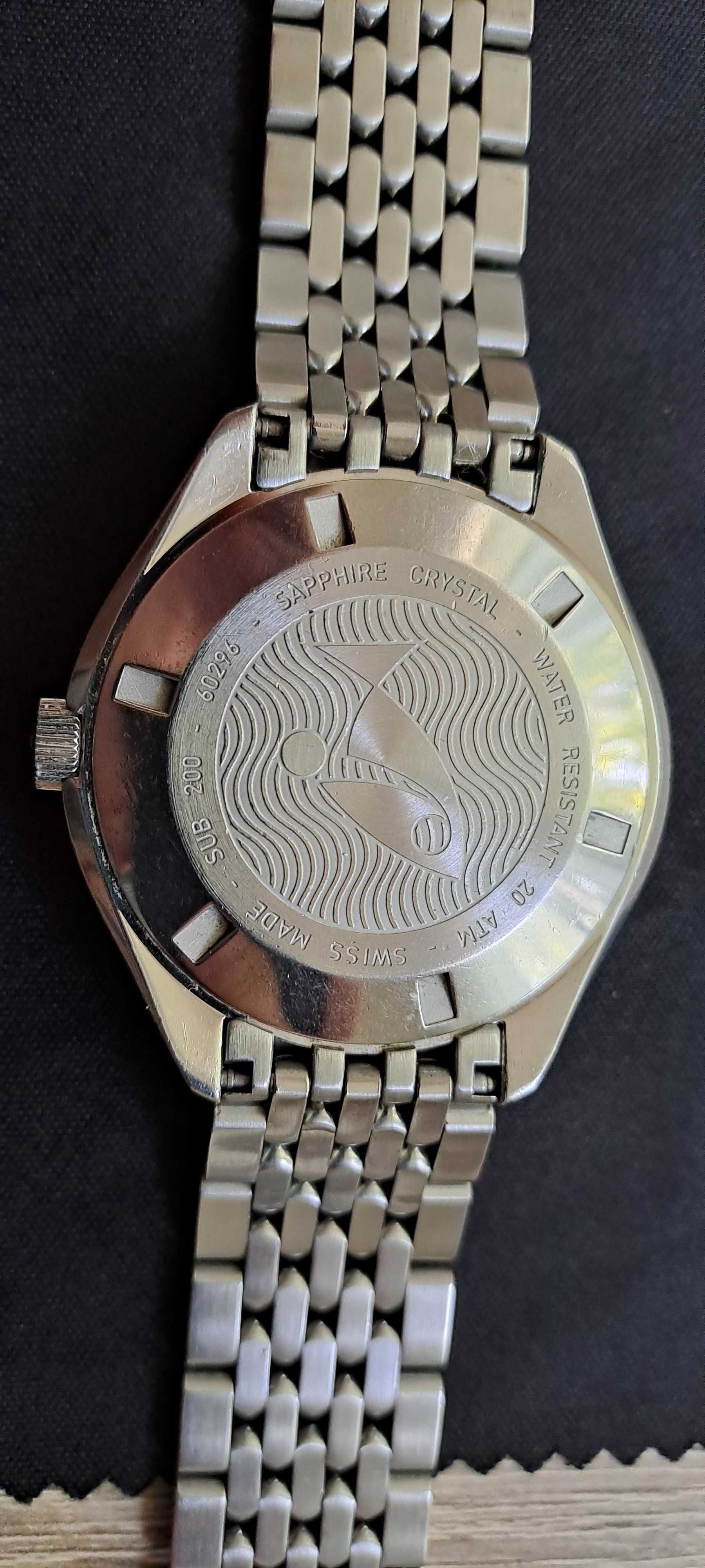 Doxa Sub 200 Divingstar Yellow Dial