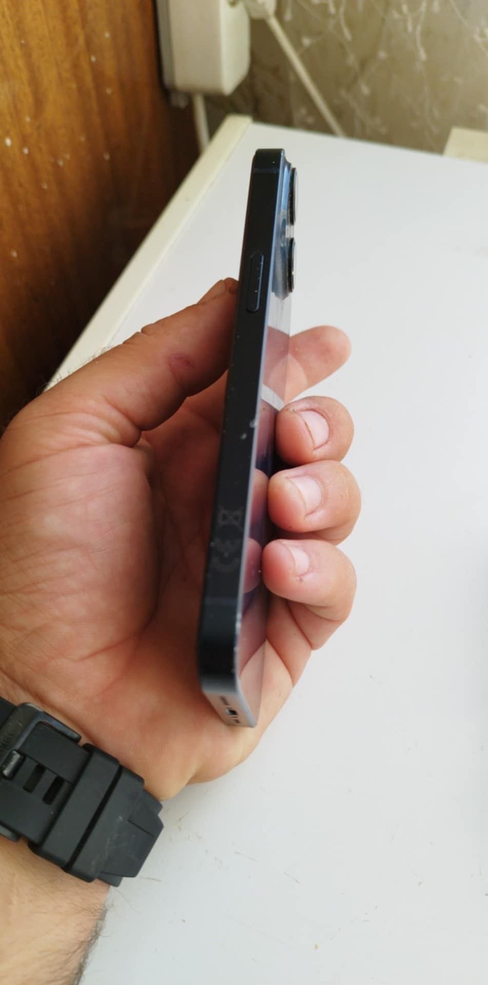 iPhone 14 128gb с остатъчна гаранция