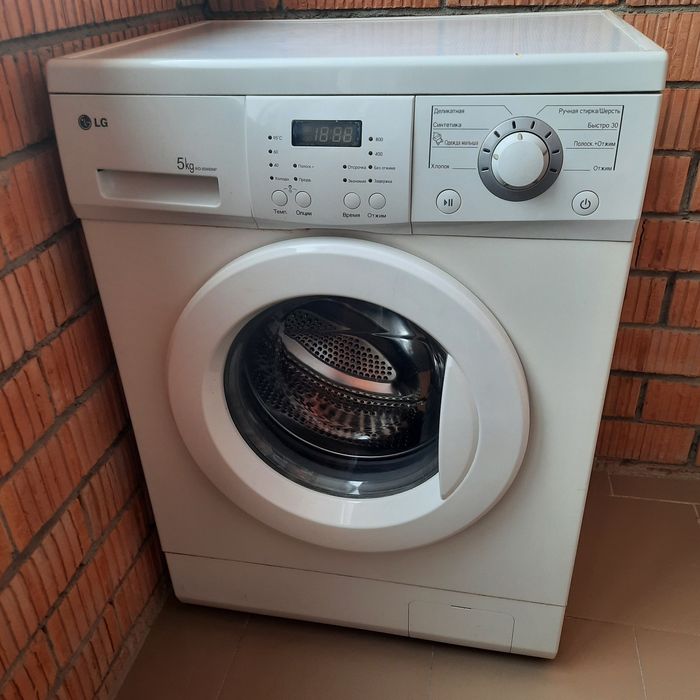 Стиральная машина автомат марки LG
