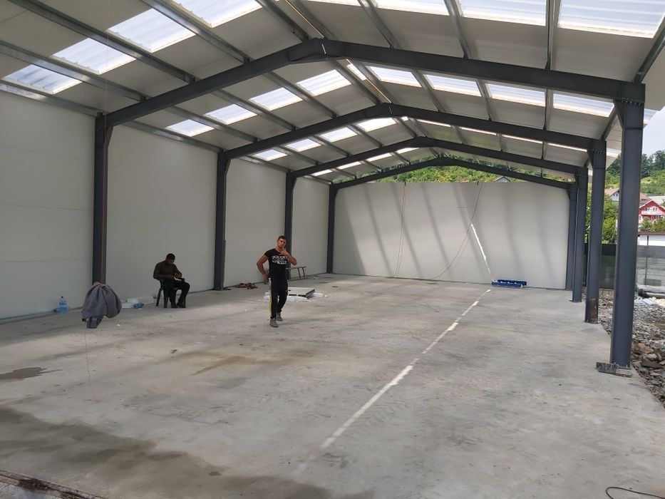 Hala pe suruburi demontabila 10x30m cu montaj schimb cu auto