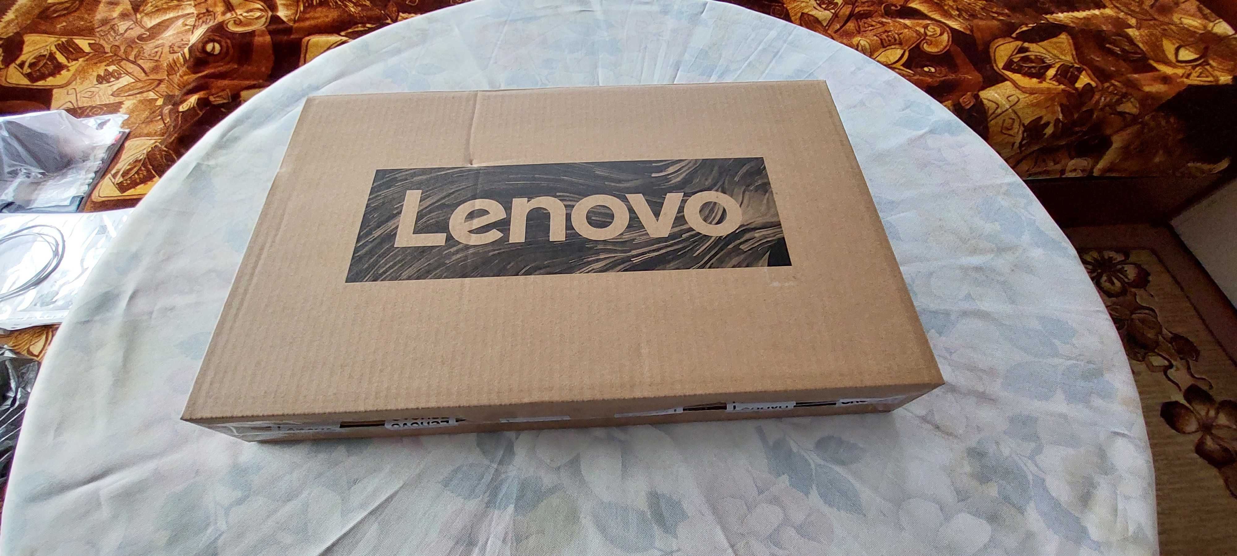 Lenovo IdeaPad 3 14ITL6 14"