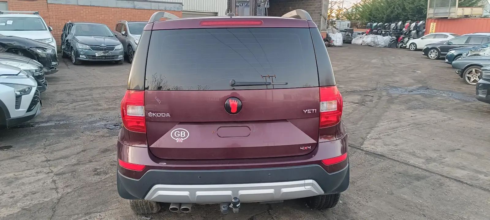 Dezmembrari / Dezmembrez Skoda Yeti 2.0 CFJA cutie viteze PQT cod culoare LF3X