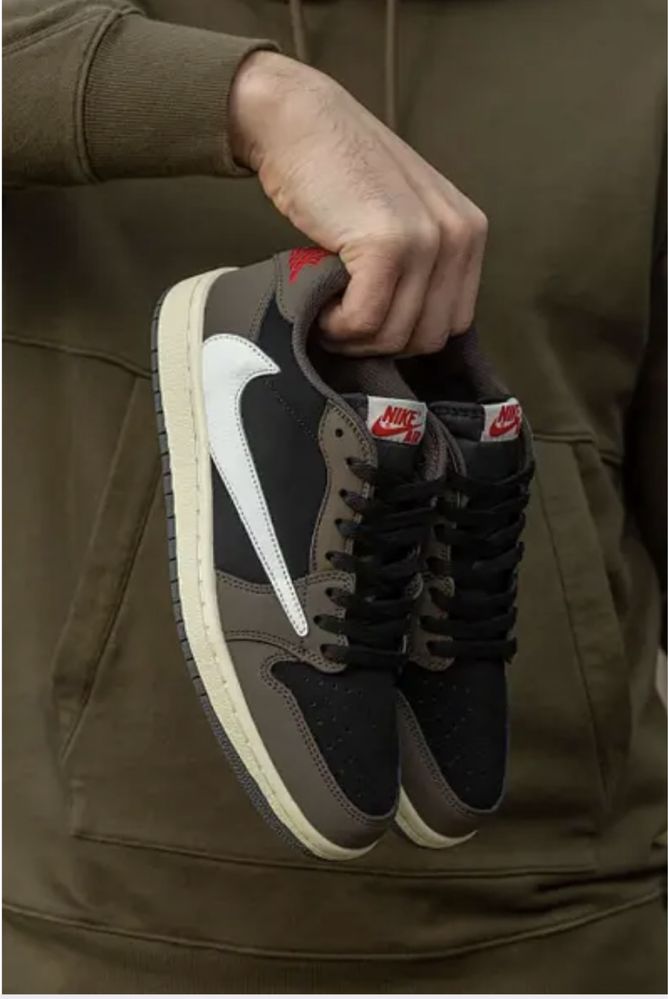 Кроссовки nike air jordan retro 1 low x travis scott
