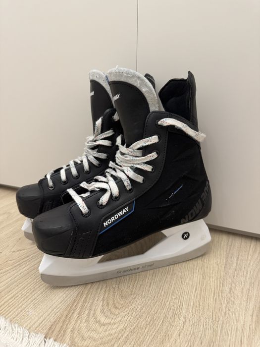 Продаю коньки Nordway now300