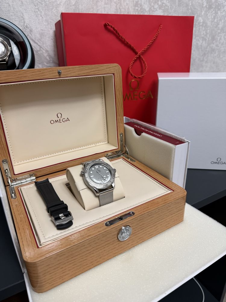 Продам Omega Seamaster Diver 300 клон.