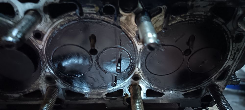 Глава за 2.0 TDI помпа дюза