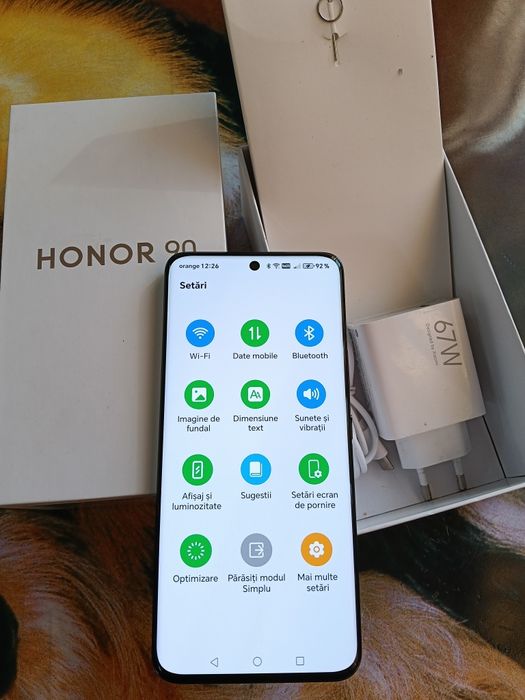 Vând Honor 90-5G-12Gb ram