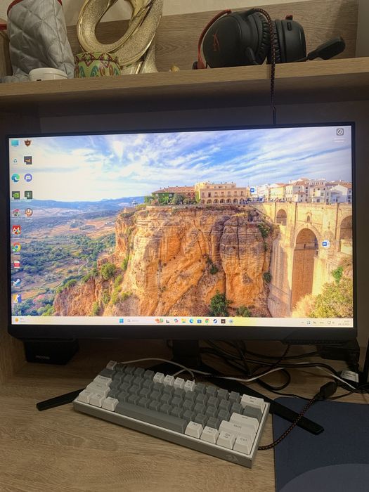 Монитор Samsung 120гц