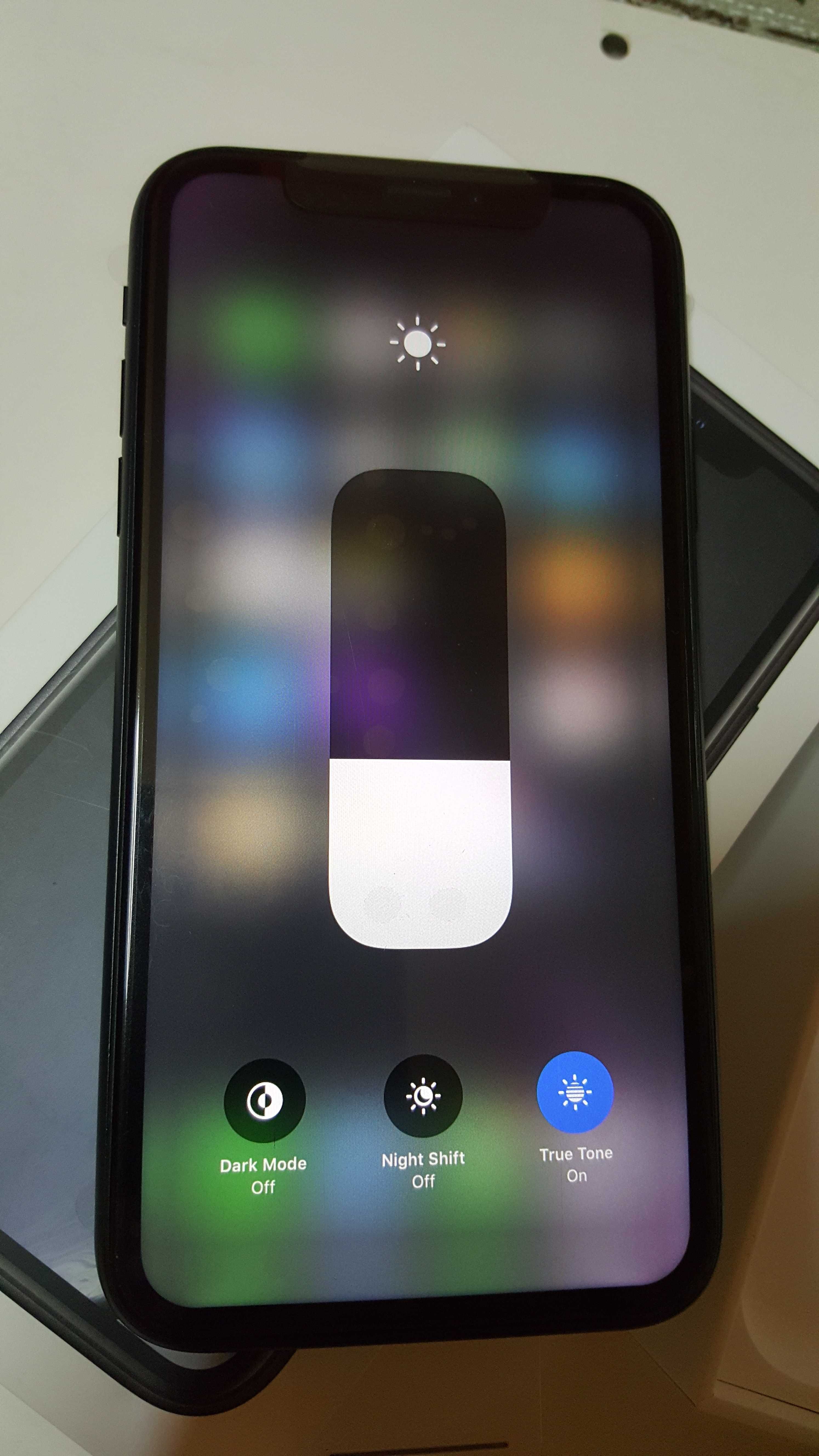 Iphone XR 64/DUAL Black - не използван!