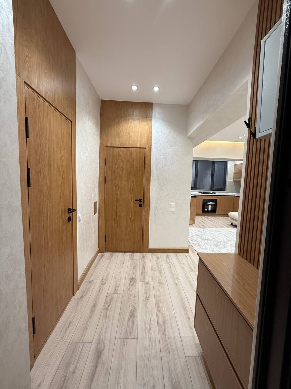 Продается 1в2 ком квартира на Ц-7, ор-р: 110 школа/ЦУМ, 45 м²
