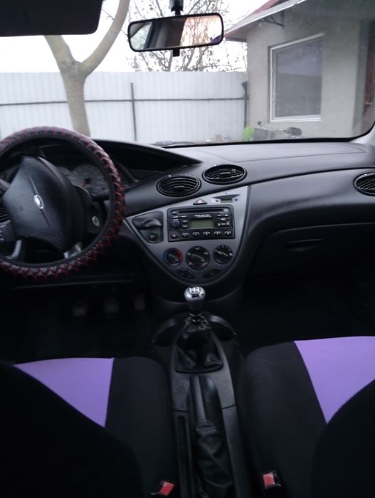 Vînd Ford focus 1,8 turbo diesel 2000