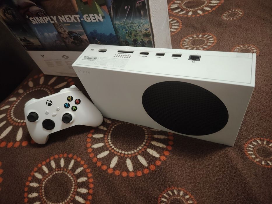 Xbox-   Series S