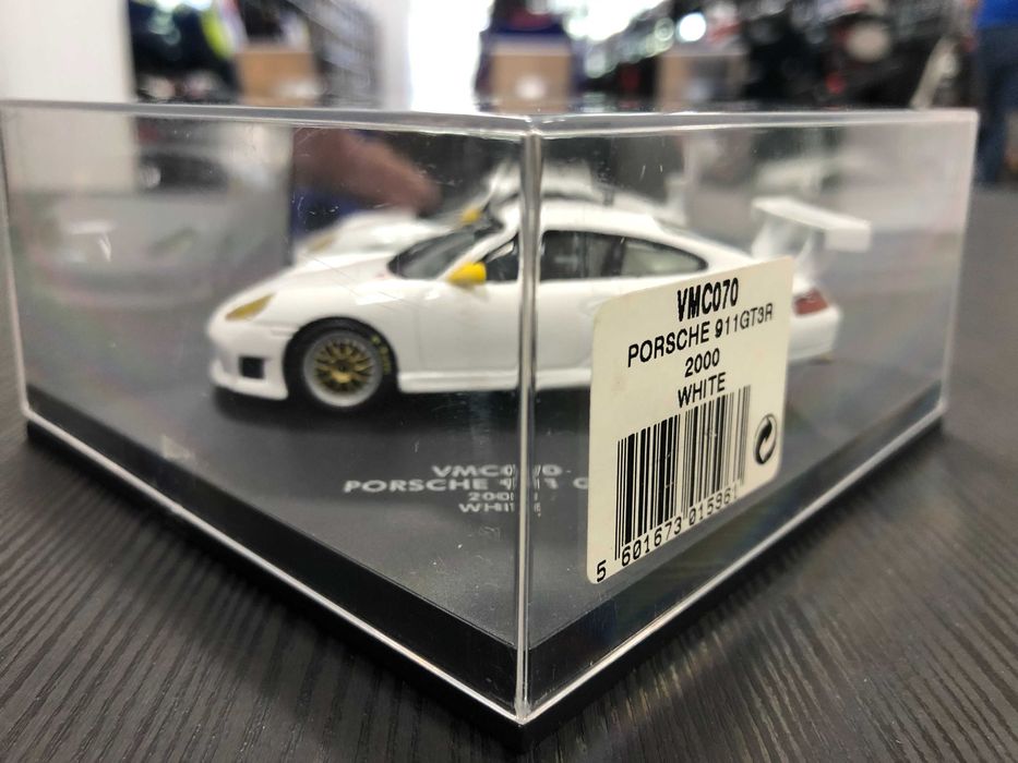 Колекционерски модел метална количкаVITTESE PORSCHE 911 GT3R 1:43 нова