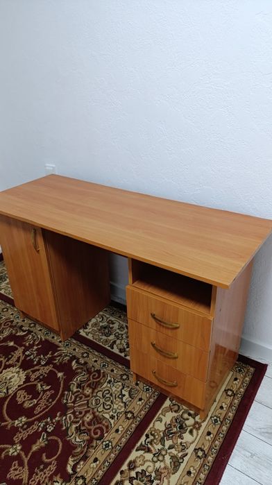 Стол для работы или парта