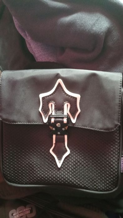 Geantă trapstar 250 lei