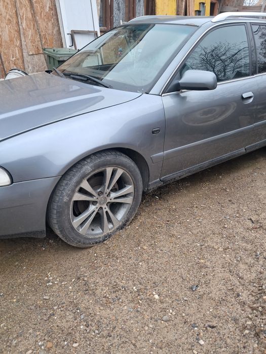 Vând/schimb audi a4 b5 2001