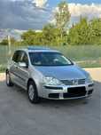 Volkswagen Golf 5 – 1.4 Benzină