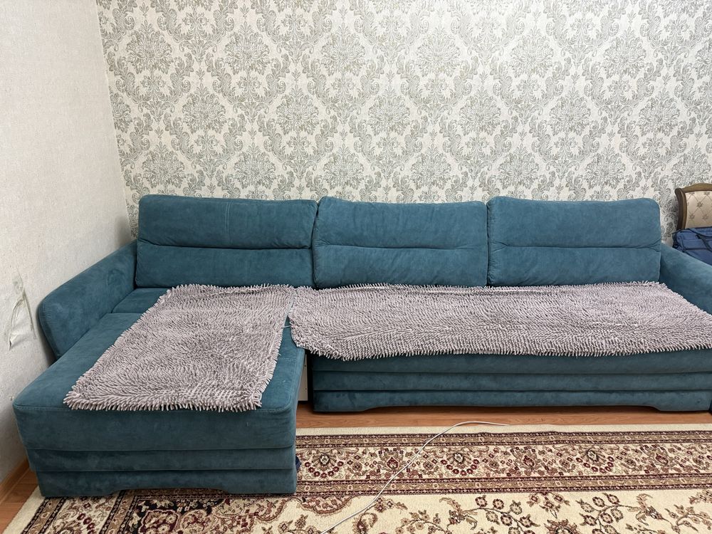 Продам диван в хорошем состояний