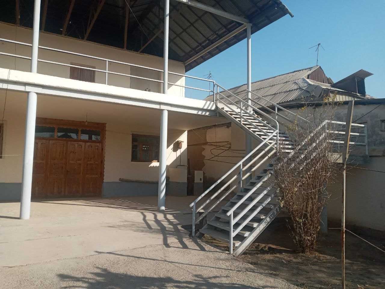 Xovli joy sotiladi
