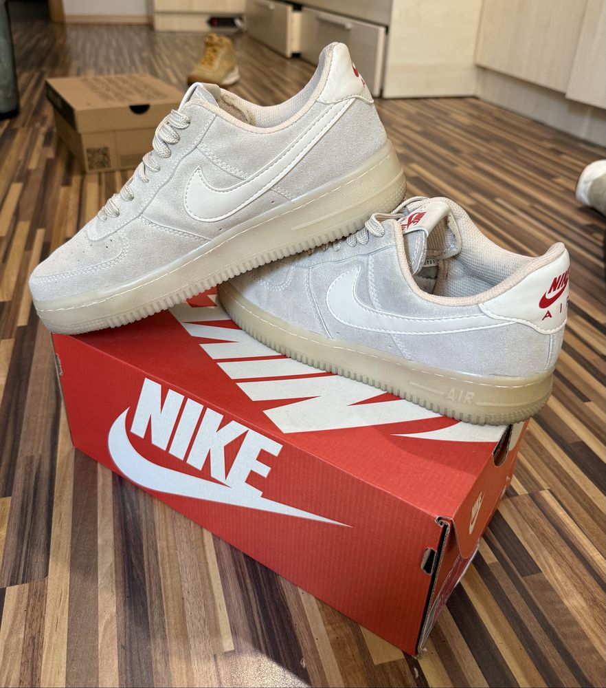 Nike Air Force 1