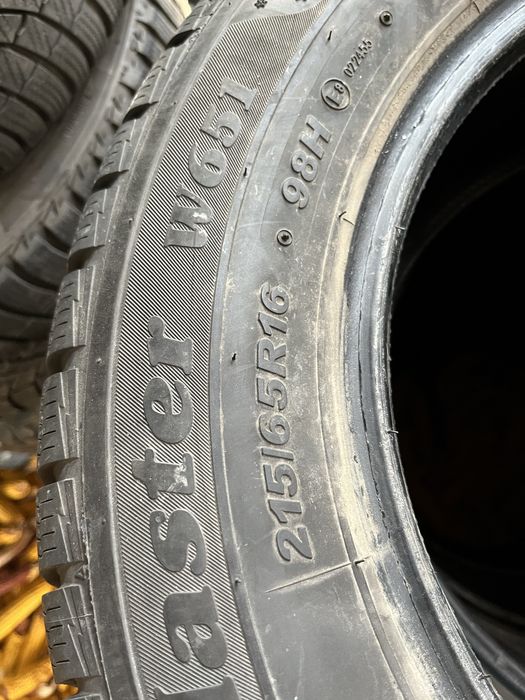 Vând Cauciucuri de Iarna