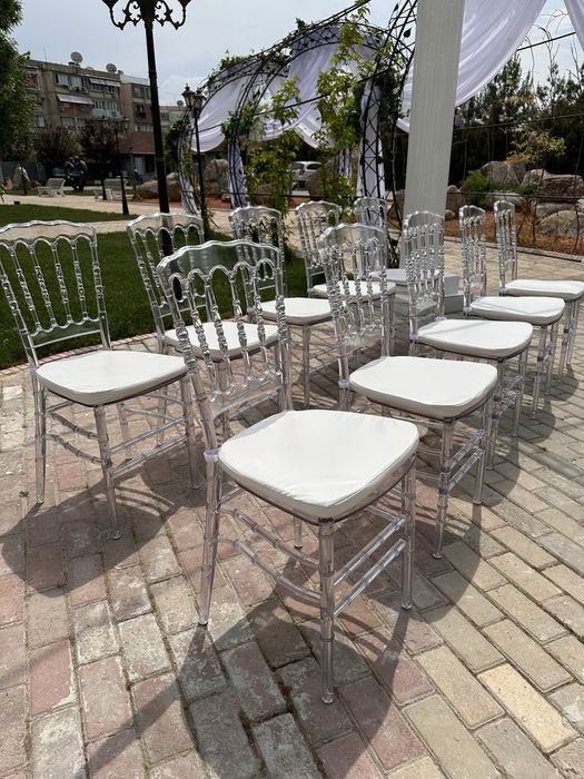 Prokat stul Prazrachni