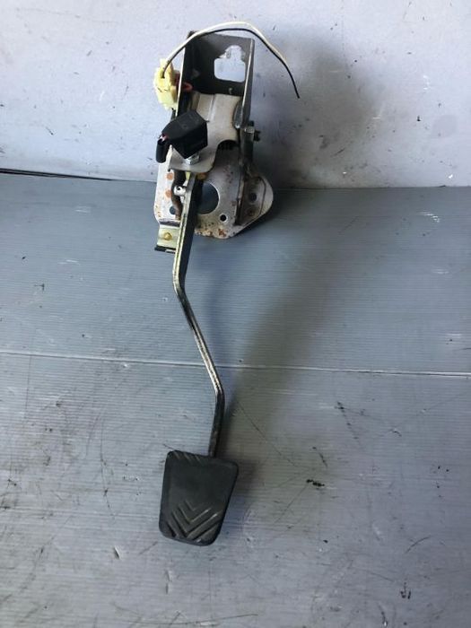 pedala ambreaj cu senzor 2.0 crdi hyundai tucson 2005-2010