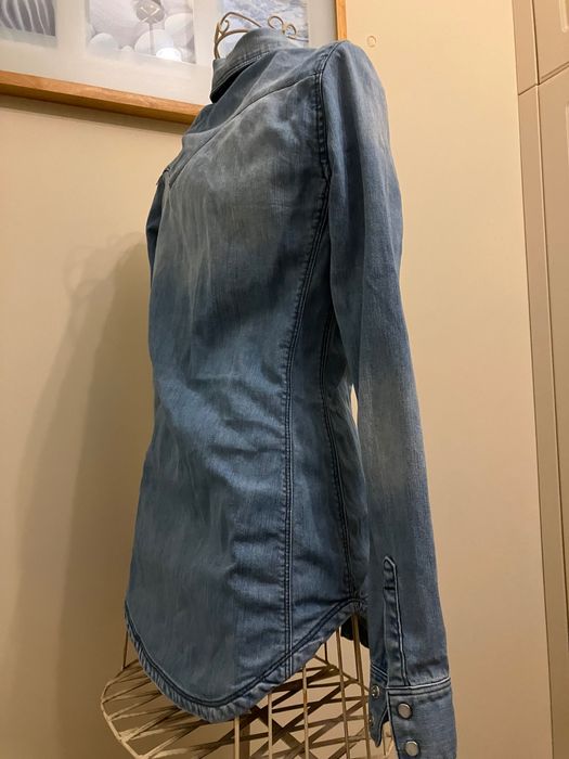 Дамски дънкени ризи