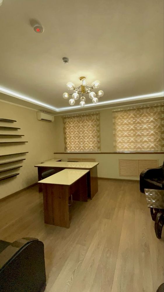 офис в аренду | 182 м² | лабзак | первая линия дороги