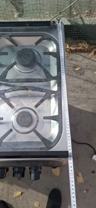 Б/у газ плита продаётся