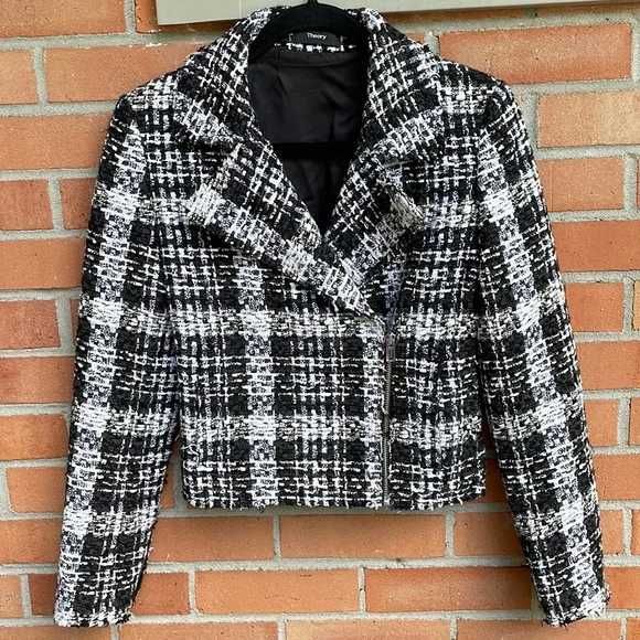 Jacheta neagra tweed bershka scurta in talie cu fermoar