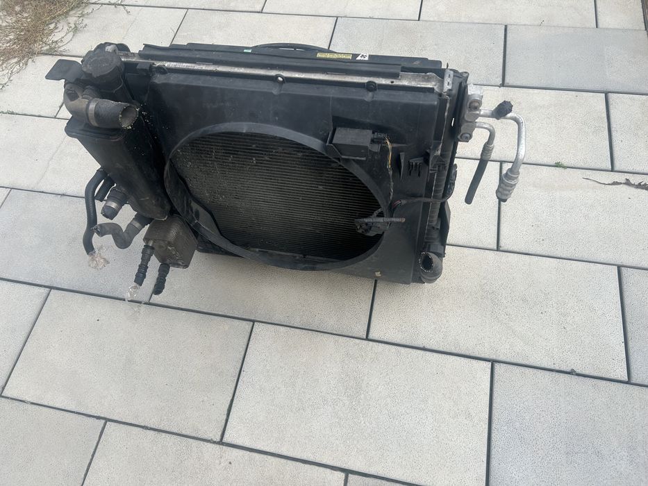 Продам радиятор от x5. E53. Рест до рест.