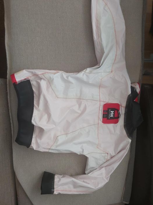 Детско тънко горнище на Helly Hansen