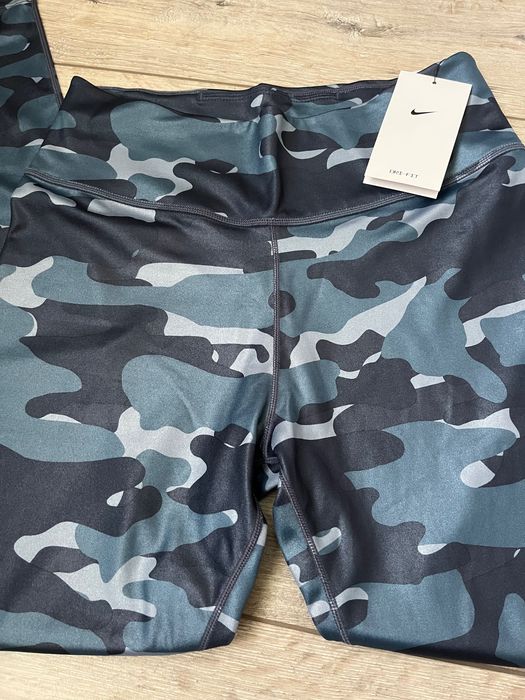Дамски клин Nike