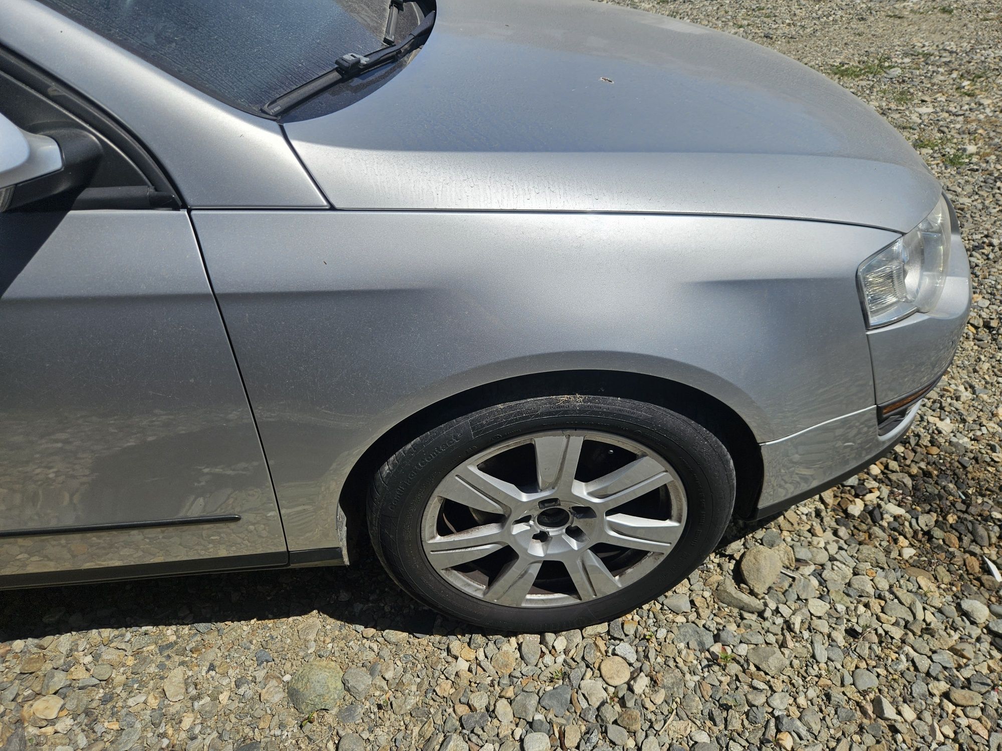 Aripa dreapta fata Vw Passat B6