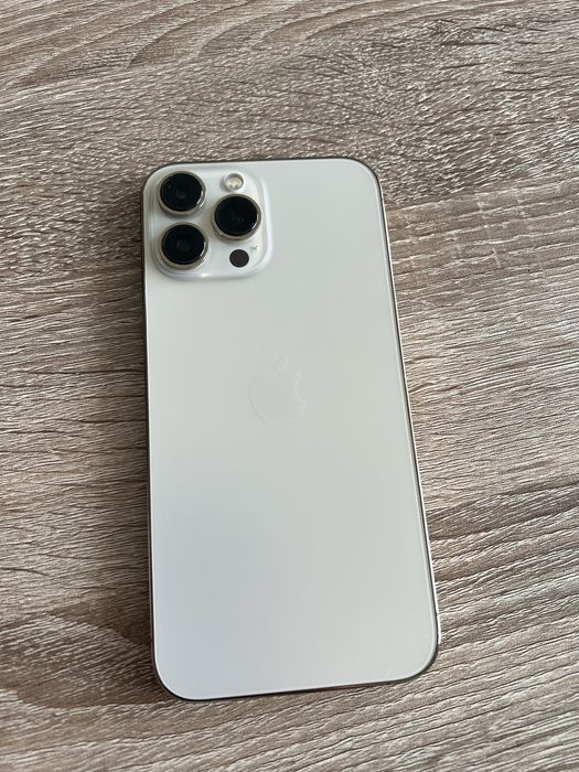 Iphone 13 pro max Gold