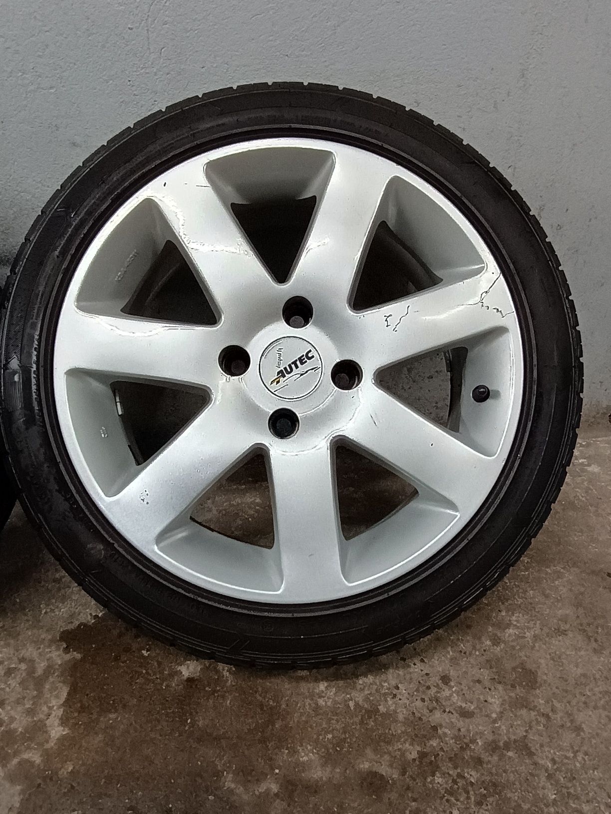 Лети джанти 16 4x108 ET35 7.5j с летни гуми 205/45/16
